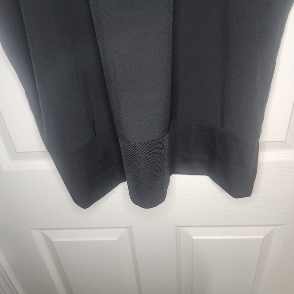 Classic Black T-Shirt - Picture 6 of 6